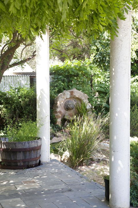 The Fruiterer's - Accommodation QLD 8