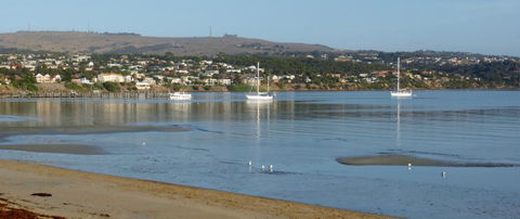Hilton Beachfront Motel - Accommodation QLD 43