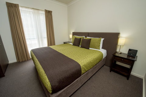 Clare Country Club - Accommodation QLD 15