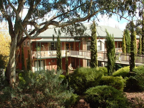 Clare Country Club - Accommodation QLD 2