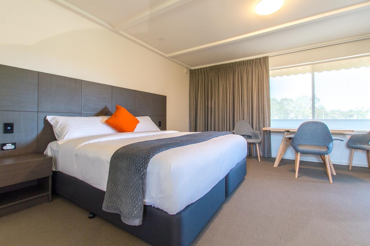 Hackham West SA Accommodation QLD