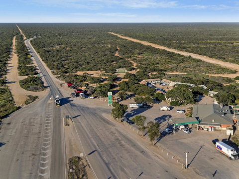 Border Village Roadhouse - Accommodation QLD 19