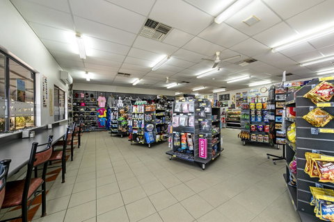 Border Village Roadhouse - Accommodation QLD 10