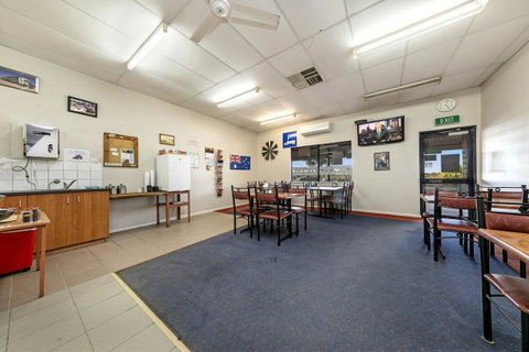 Border Village Roadhouse - Accommodation QLD 12