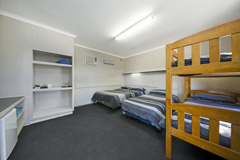 Border Village Roadhouse - Accommodation QLD 42
