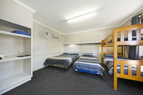 Border Village Roadhouse - Accommodation QLD 41