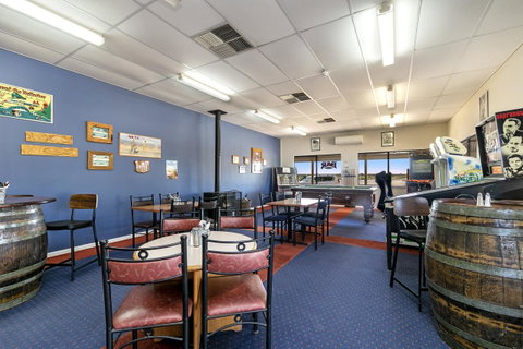 Border Village Roadhouse - Accommodation QLD 29