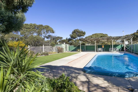 Border Village Roadhouse - Accommodation QLD 32