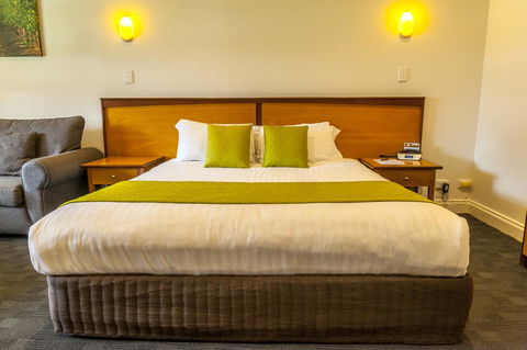 Serafino McLaren Vale - Accommodation QLD 3