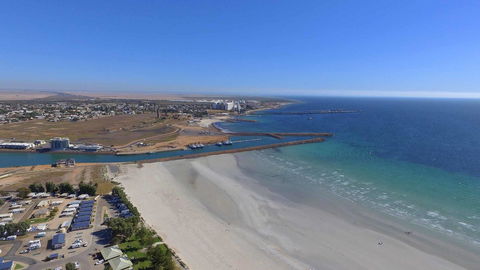 Wallaroo Holiday Park - Accommodation QLD 13