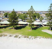 Wallaroo Holiday Park - Accommodation QLD