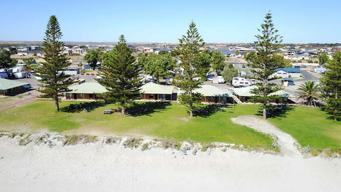 Wallaroo Holiday Park - Accommodation QLD 0