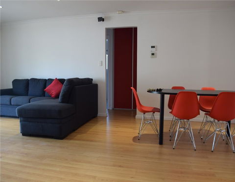 South Coast Escape - Accommodation QLD 10