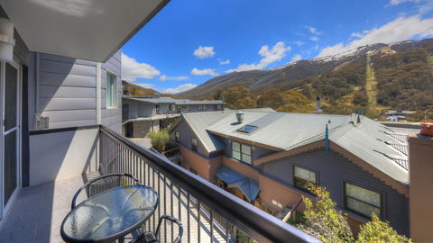 Snowgoose Apartments - Accommodation QLD 4