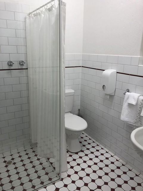 Adelaide Airport Motel - Accommodation QLD 2