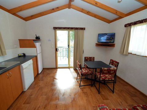 Echo Holiday Parks - Waikerie - Accommodation QLD 44