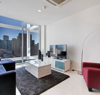 Light and spacious stunning views of Adelaide - Accommodation QLD