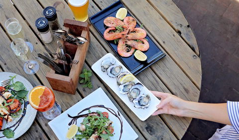 Caledonian Inn - Accommodation QLD 18