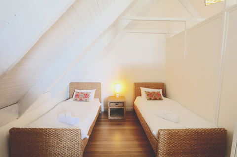 Caledonian Inn - Accommodation QLD 9