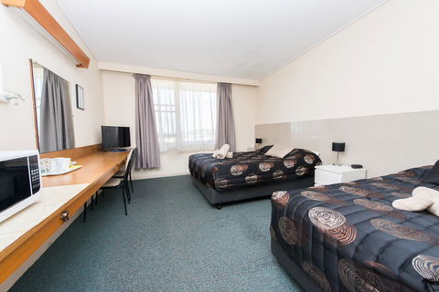 Blue Lake Motel - Accommodation QLD 12