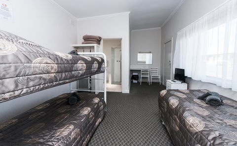Blue Lake Motel - Accommodation QLD 9