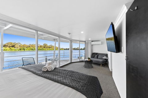 Murray River Queen - Accommodation QLD 10
