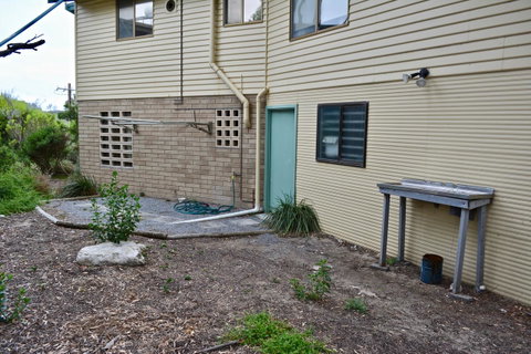 Dolphinview - Accommodation QLD 14