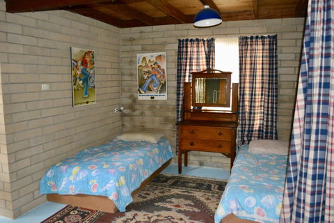 Dolphinview - Accommodation QLD 9