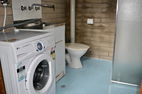 Dolphinview - Accommodation QLD 12