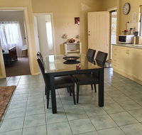 Super Central Location - Accommodation QLD