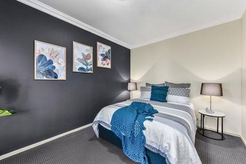 Accommodation On Lansell 2 - Accommodation QLD 3