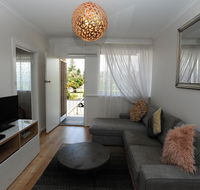 Glenelg Holiday Apartments-The Broadway - Accommodation QLD
