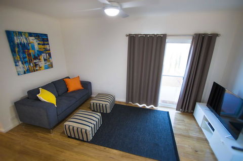 Villa Serra - Accommodation QLD 4