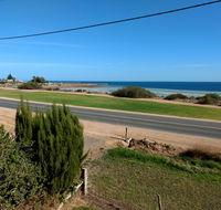 Seafront Shack - Accommodation QLD