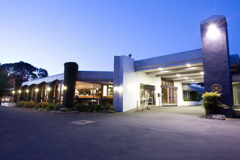 The Commodore - Accommodation QLD 1