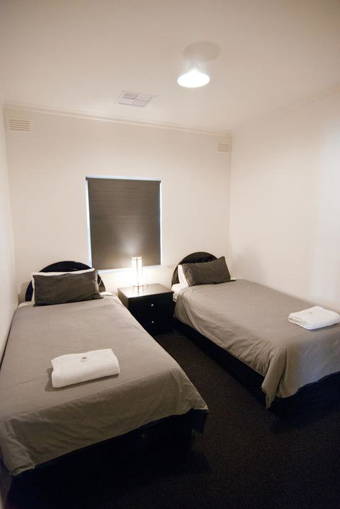The Commodore - Accommodation QLD 18