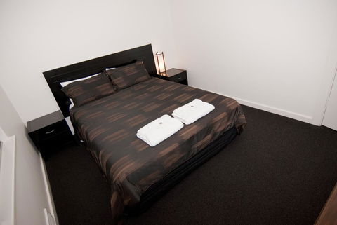 The Commodore - Accommodation QLD 17