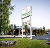 Commodore on the Park - Accommodation QLD