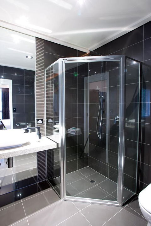 The Commodore - Accommodation QLD 31