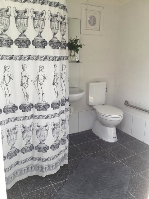 35 Trevena Road - Accommodation QLD 15