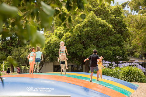 Blue Lake Holiday Park - Accommodation QLD 5