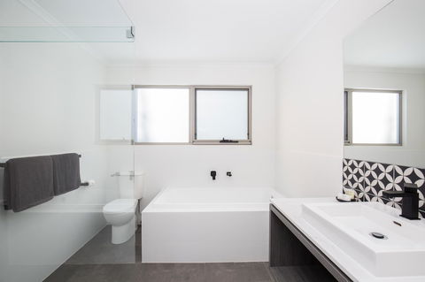Blue Lake Holiday Park - Accommodation QLD 26