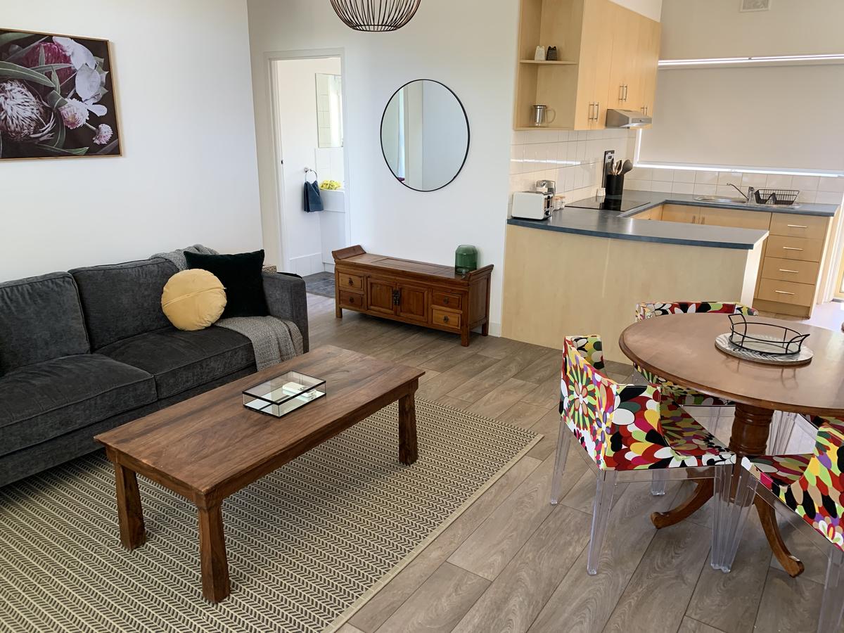Salisbury East SA Accommodation QLD