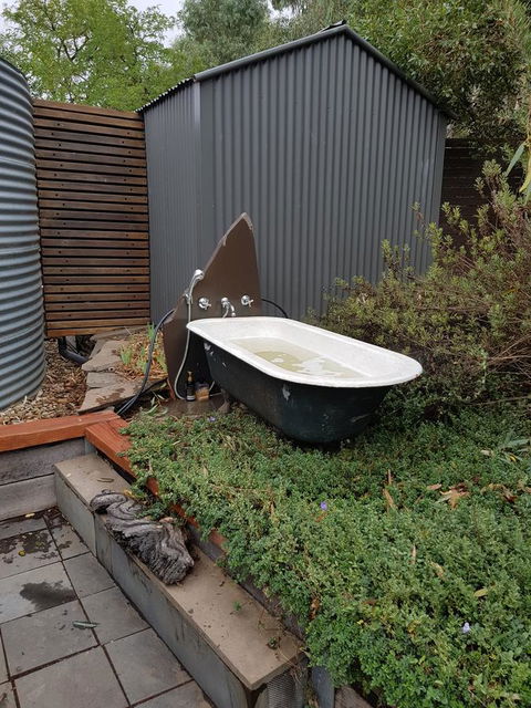 William Hunt's Retreat - Cypress Studio - Accommodation QLD 5