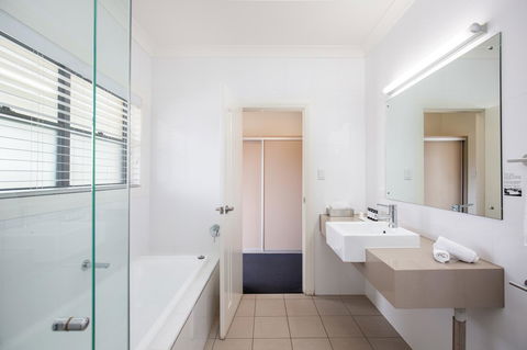 The Barn Accommodation - Accommodation QLD 33