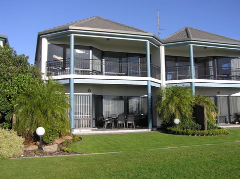 Mariners Cay Apartment - Accommodation QLD 3