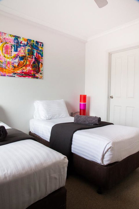 Mariners Cay Apartment - Accommodation QLD 13