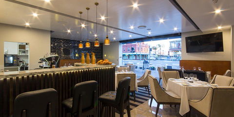 Ellen Hotel - Accommodation QLD 11