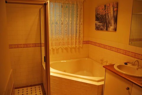 A Secret Treasure - Accommodation QLD 10