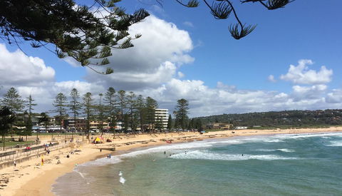 Stylish 3 Bedroom Beachview Apartment - Accommodation QLD 16